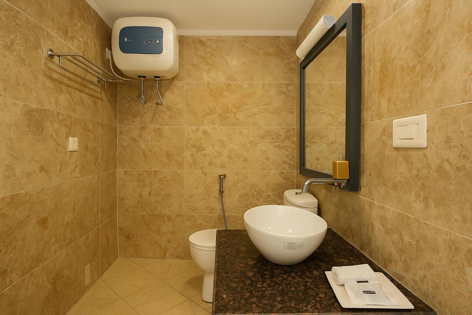 Hotel Cordelia Inn By Devpaga Hotels Pvt Ltd Rishikesh Exterior photo